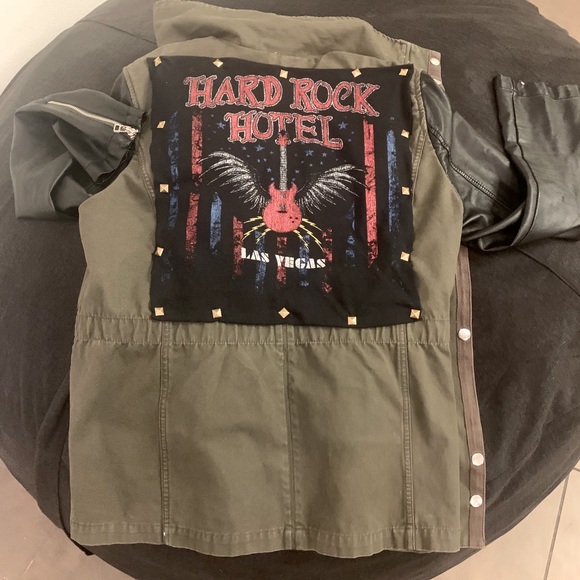 Utility jacket - Picture 1 of 2